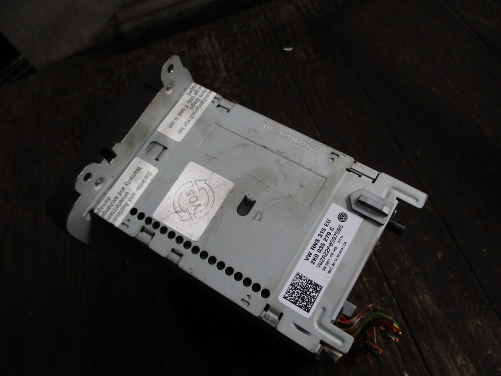 VW VOLKSWAGEN MK1 TIGUAN 2015 RADIO CD PLAYER STEREO HEAD UNIT 2K0035279C