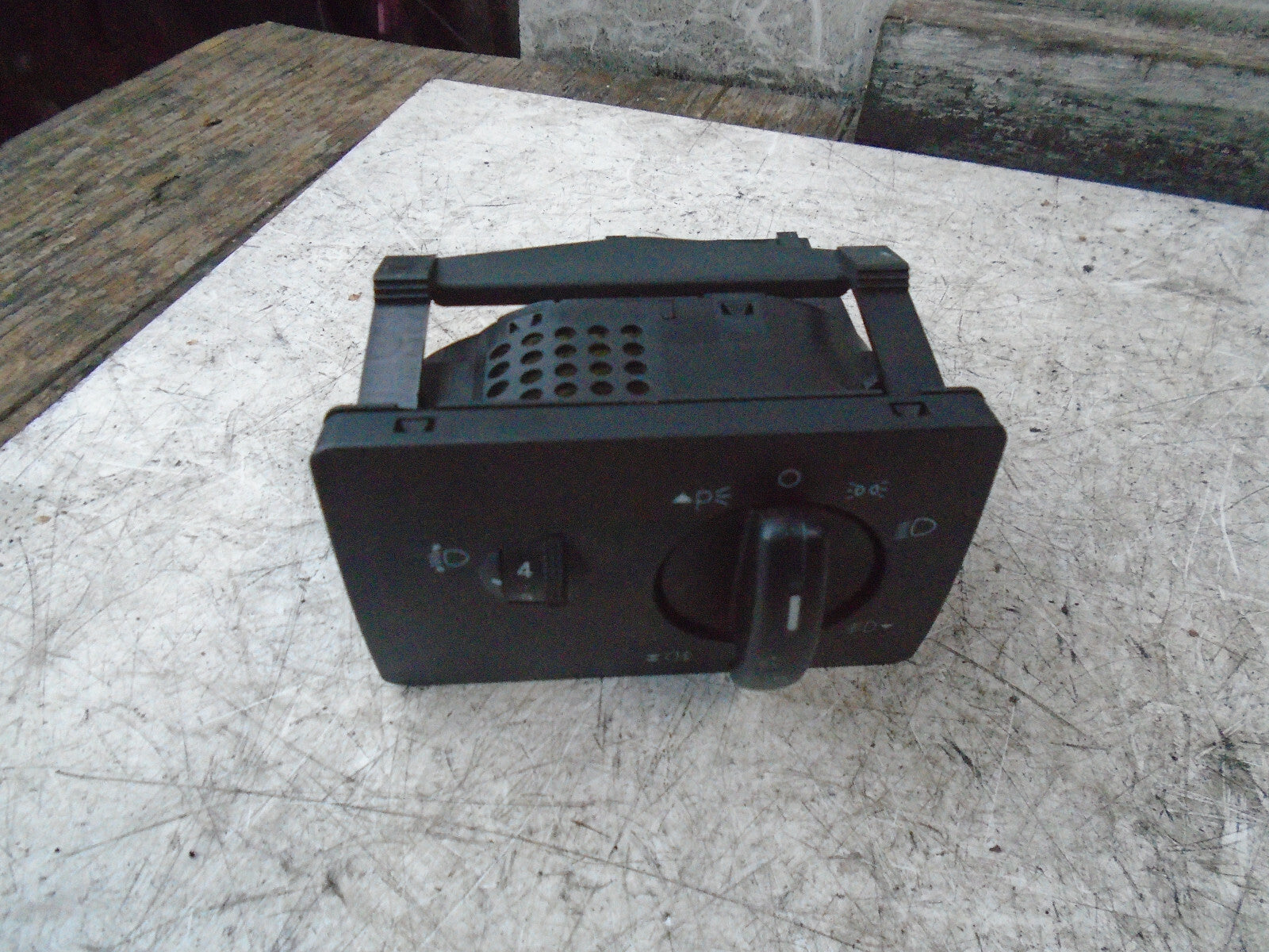 FORD FOCUS MK2 2010 HEADLIGHT SWITCH CONTROL UNIT 7M5T13A024MA