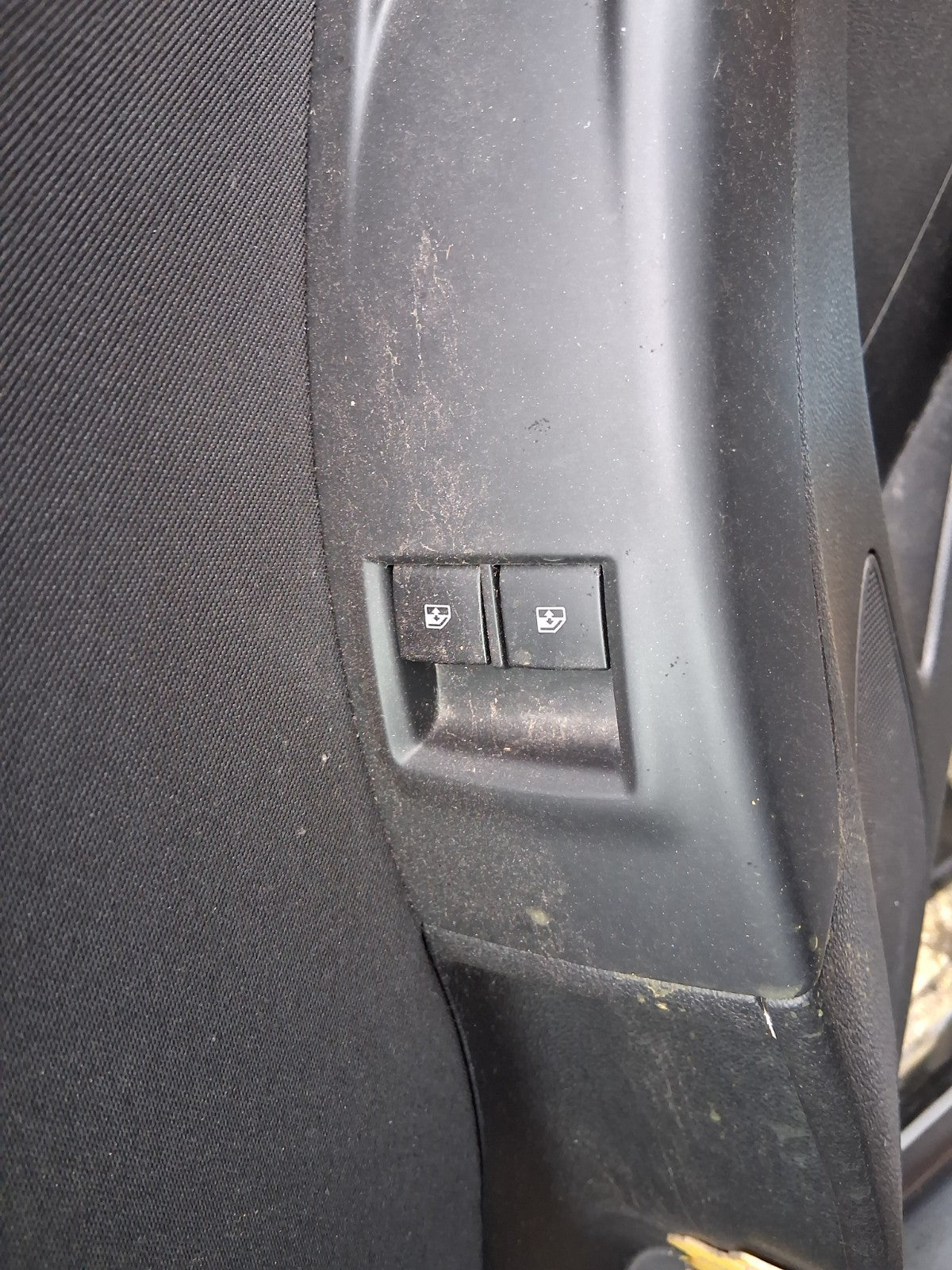 2017 VAUXHALL MERIVA B MK2 OSF DRIVER SIDE FRONT RIGHT WINDOW CONTROL SWITCH