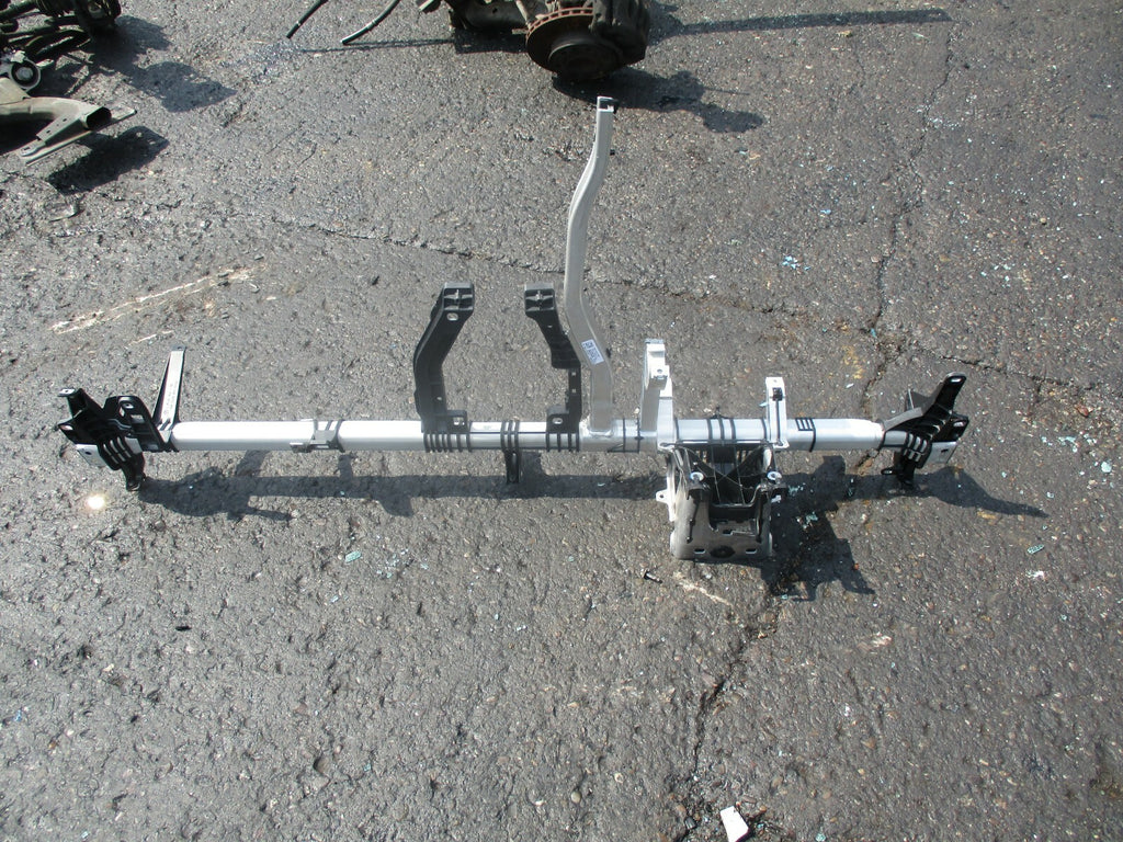 MERCEDES A CLASS W176 DASHBOARD SUPPORT FRAME A1766801555