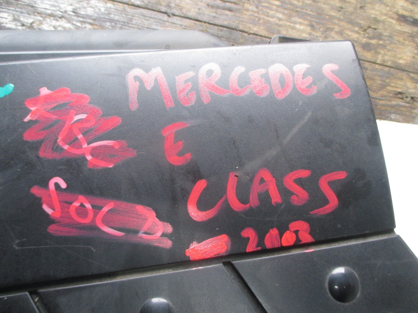 MERCEDES BENZ E CLASS W211 2003 ENGINE COVER AIT FILTER A1120901101