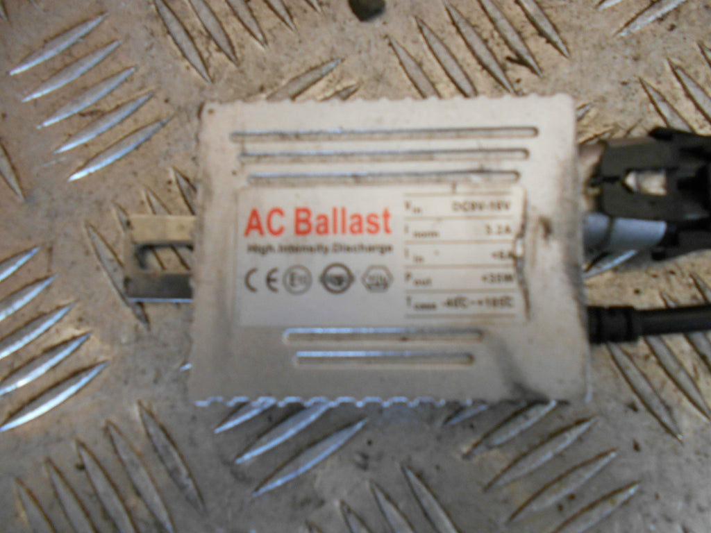 UNIVERSAL HEADLIGHT BALLAST 35W 8000K H7XGCP
