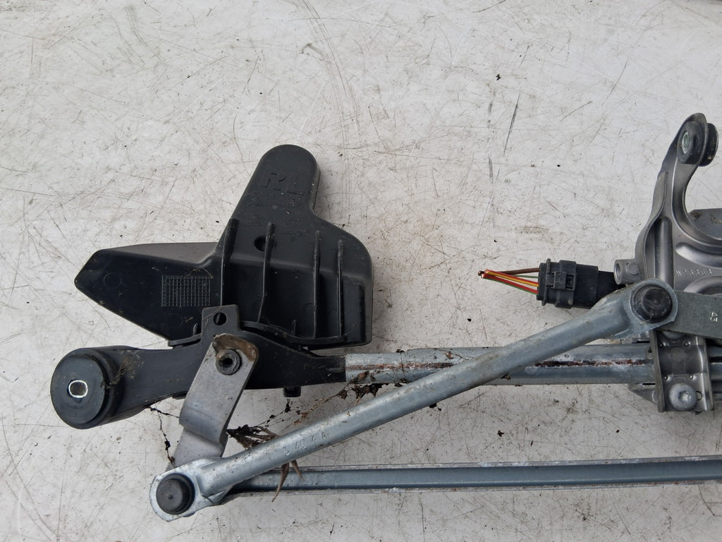 2014 BMW 3 SERIES F31 F30 FRONT WIPER MOTOR LINKAGES 7267504
