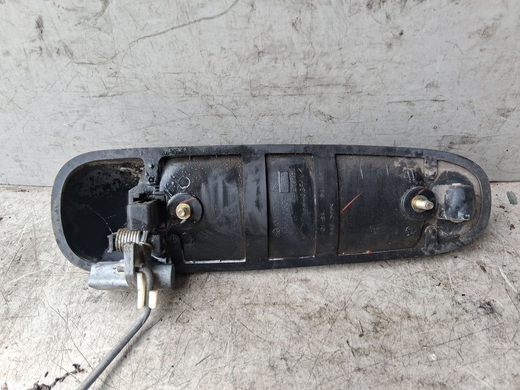 JEEP CHEROKEE SPORT 2001 - 2008 OSR DRIVER SIDE REAR DOOR HANDLE 55360334