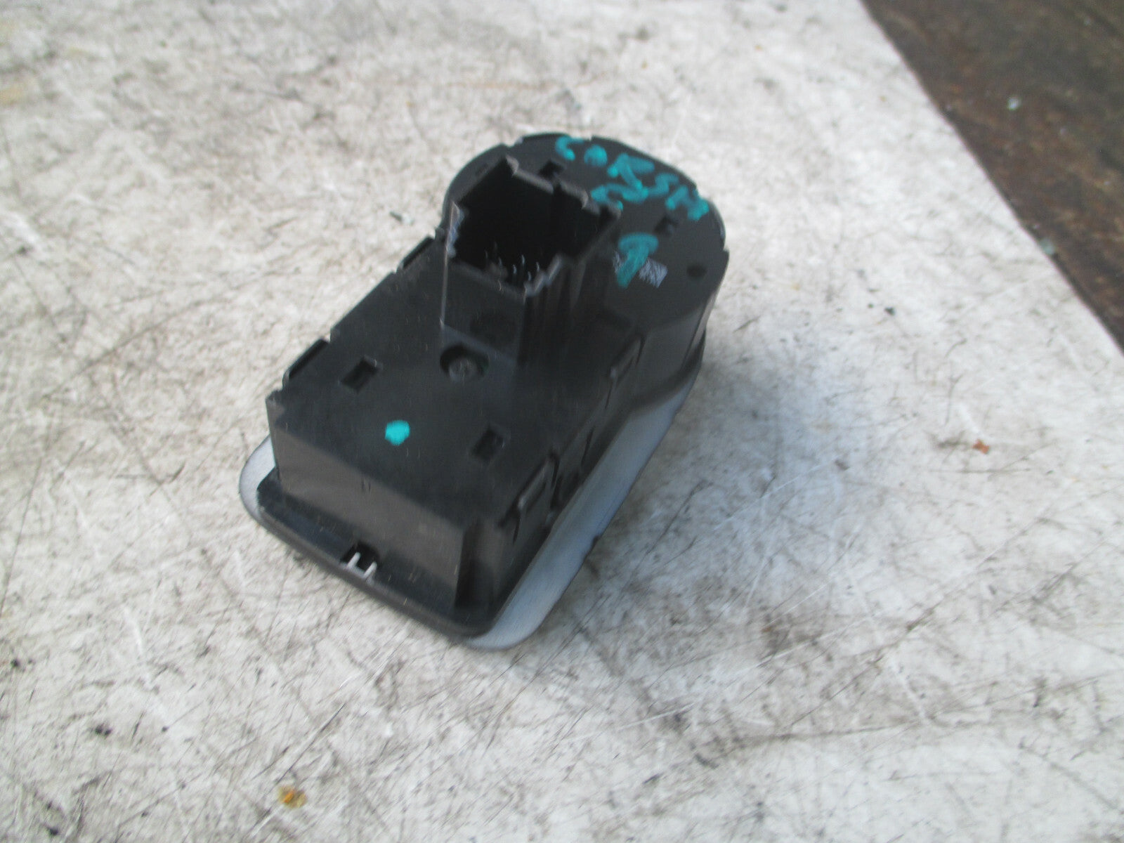 VAUXHALL CORSA F 2020 HEADLIGHT SWITCH CONTROL UNIT 39201663