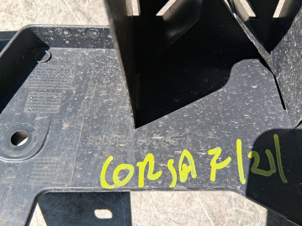VAUXHALL CORSA F 2021 REAR BUMPER CENTRE MOUNTING BRACKET 39167902