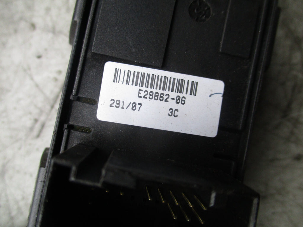 2007 PEUGEOT EXPERT MK2 OS DRIVER SIDE WINDOW SWITCH E29862