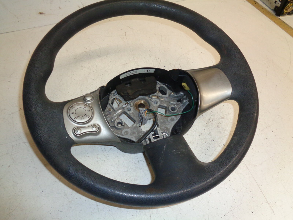 NISSAN MICRA MK4 10-16 STEERING WHEEL WITH RADIO & PHONE CONTROLS