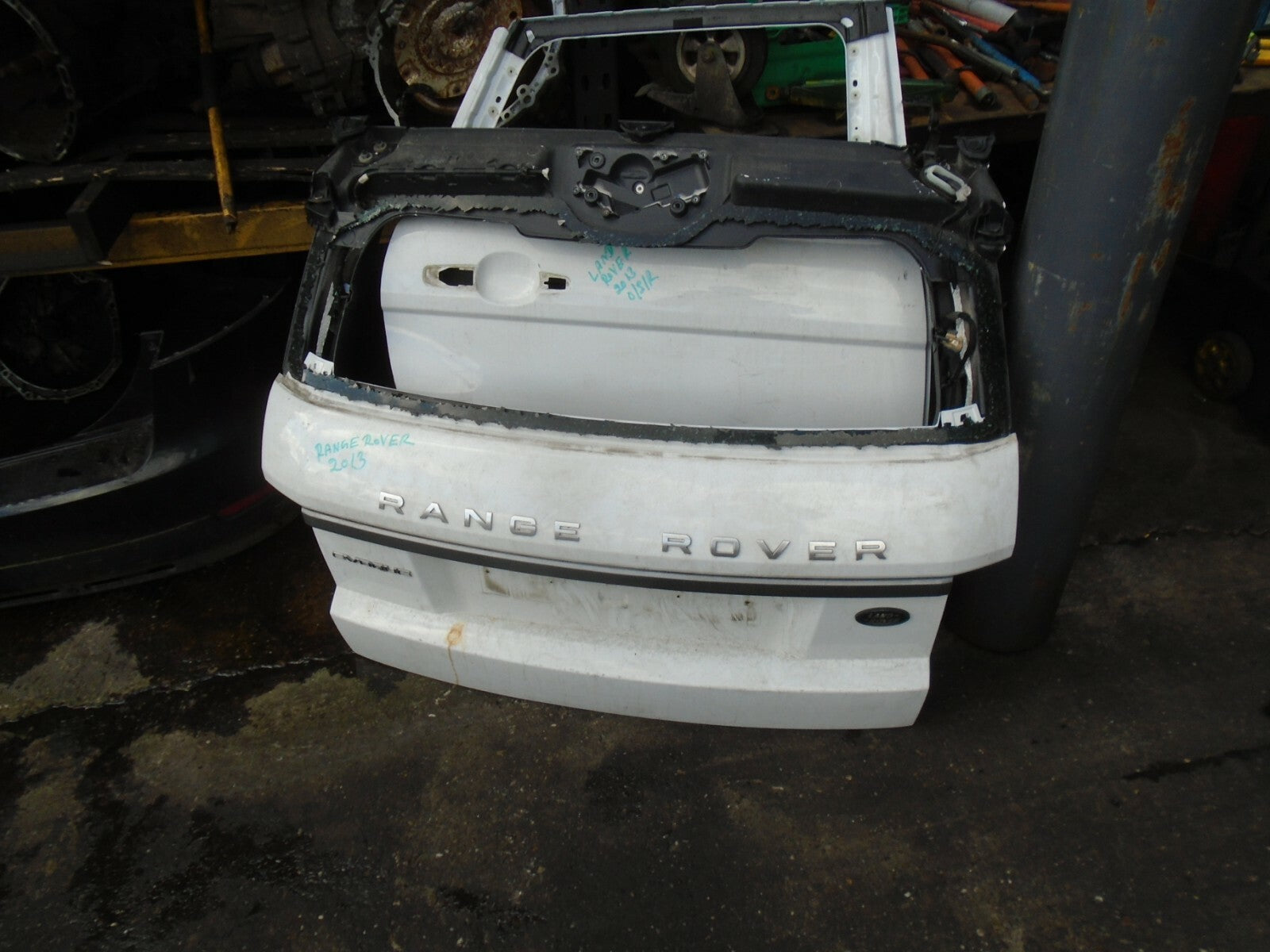 RANGE ROVER EVOQUE 2013 L538 REAR BARE TAILGATE WHITE