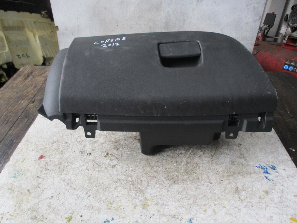 VAUXHALL CORSA E 2017 GLOVE BOX 13382336