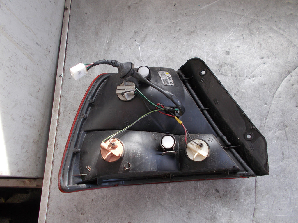 HYUNDAI ACCENT 2001 MK2 OSR DRIVER SIDE REAR TAIL LIGHT 92402252