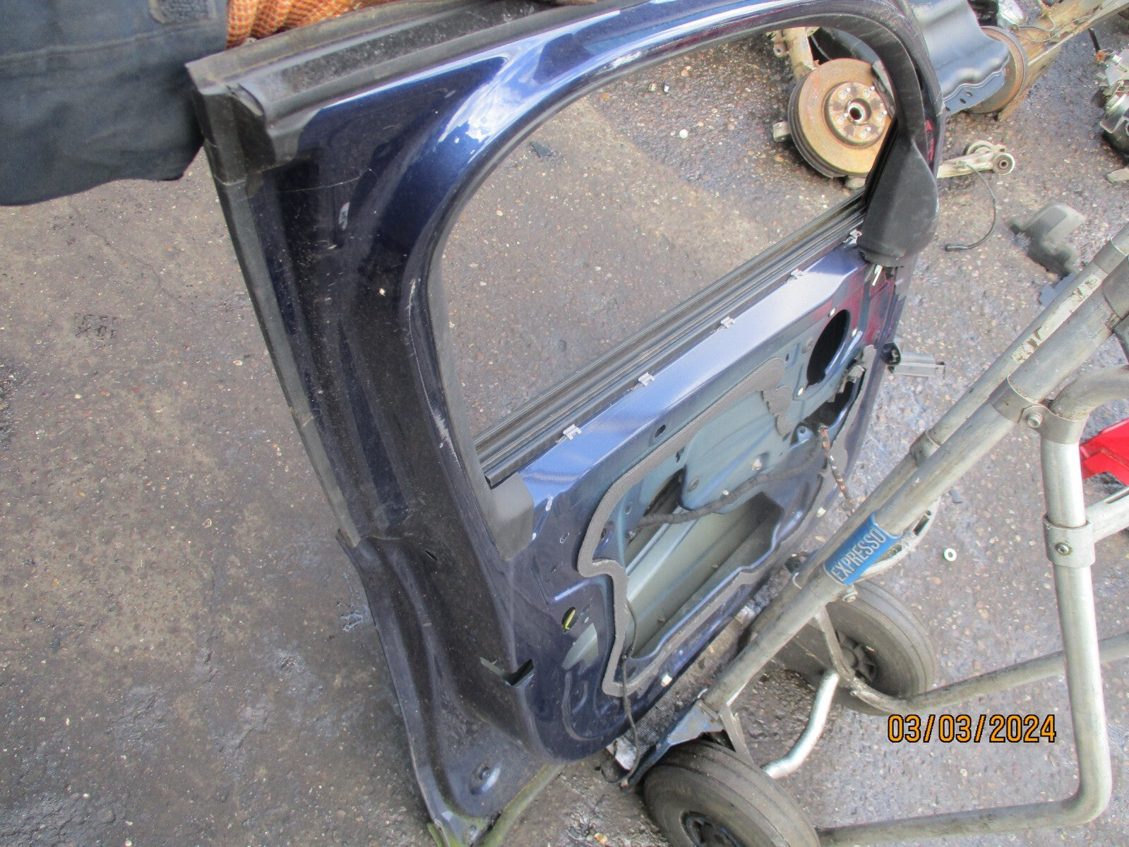 BMW X1 2018 F48 NSF PASSENGER SIDE FRONT BARE DOOR BLUE DENTED