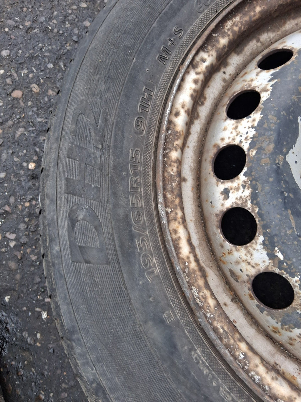 2016 RENAULT KANGOO MK2 15 INCH STEEL WHEEL WITH TYRE 195/65R15