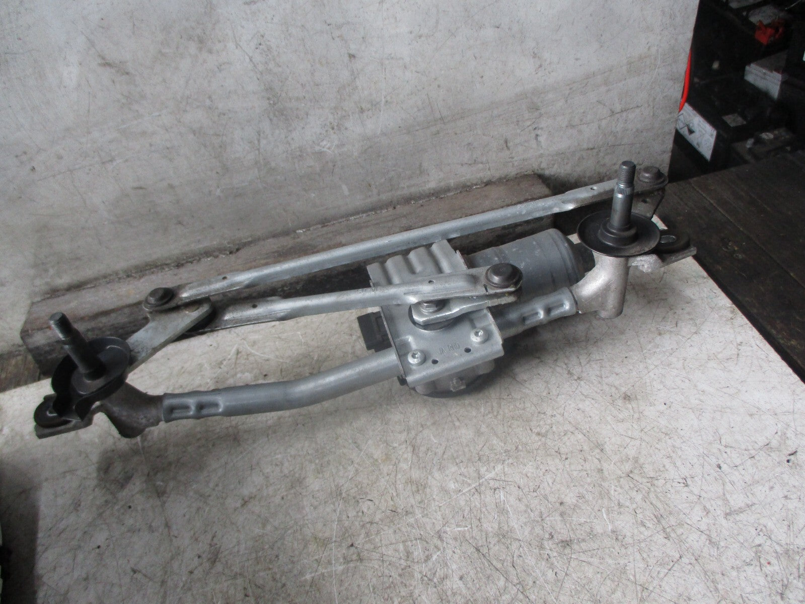 KIA PICANTO MK3 2018 FRONT WIPER MOTOR LINKAGES