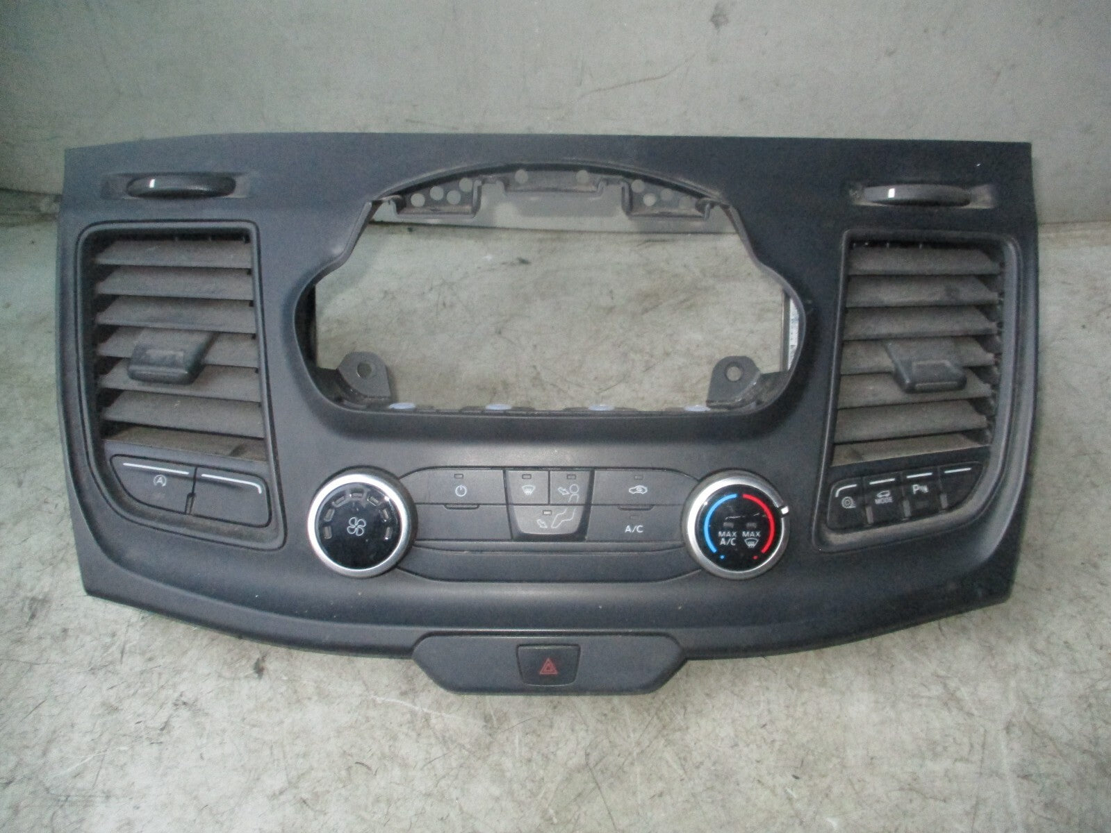 2021 FORD TRANSIT MK8 HEATER AC CLIMATE CONTROL SWITCH PANEL AIR VENTS