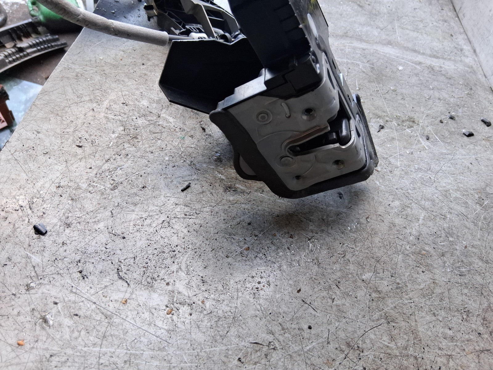 2020 MERCEDES A CLASS W177 OSF DRIVER FRONT DOOR LOCK MECHANISM A0997201802