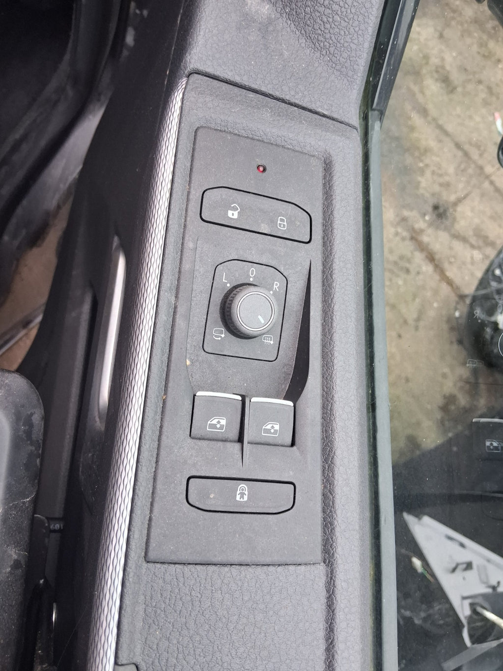 2023 VOLKSWAGEN CARAVELLE T6.1 OSF DRIVER SIDE FRONT WINDOW CONTROL SWITCH