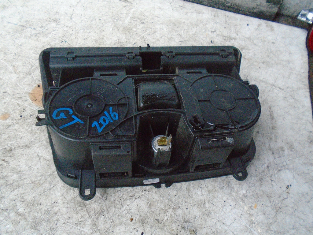 BMW 5 SERIES GT F07 2016 CENTRE CONSOLE CUP HOLDER 9142170