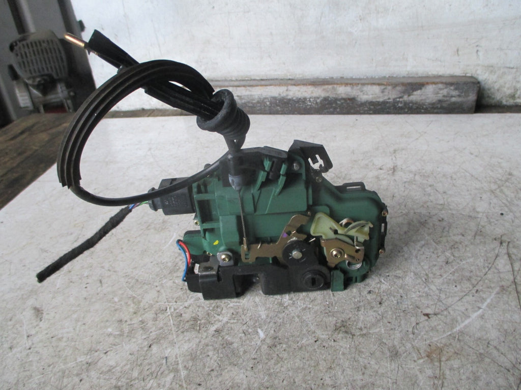VW VOLKSWAGEN GOLF OSR DRIVER SIDE REAR DOOR LOCK