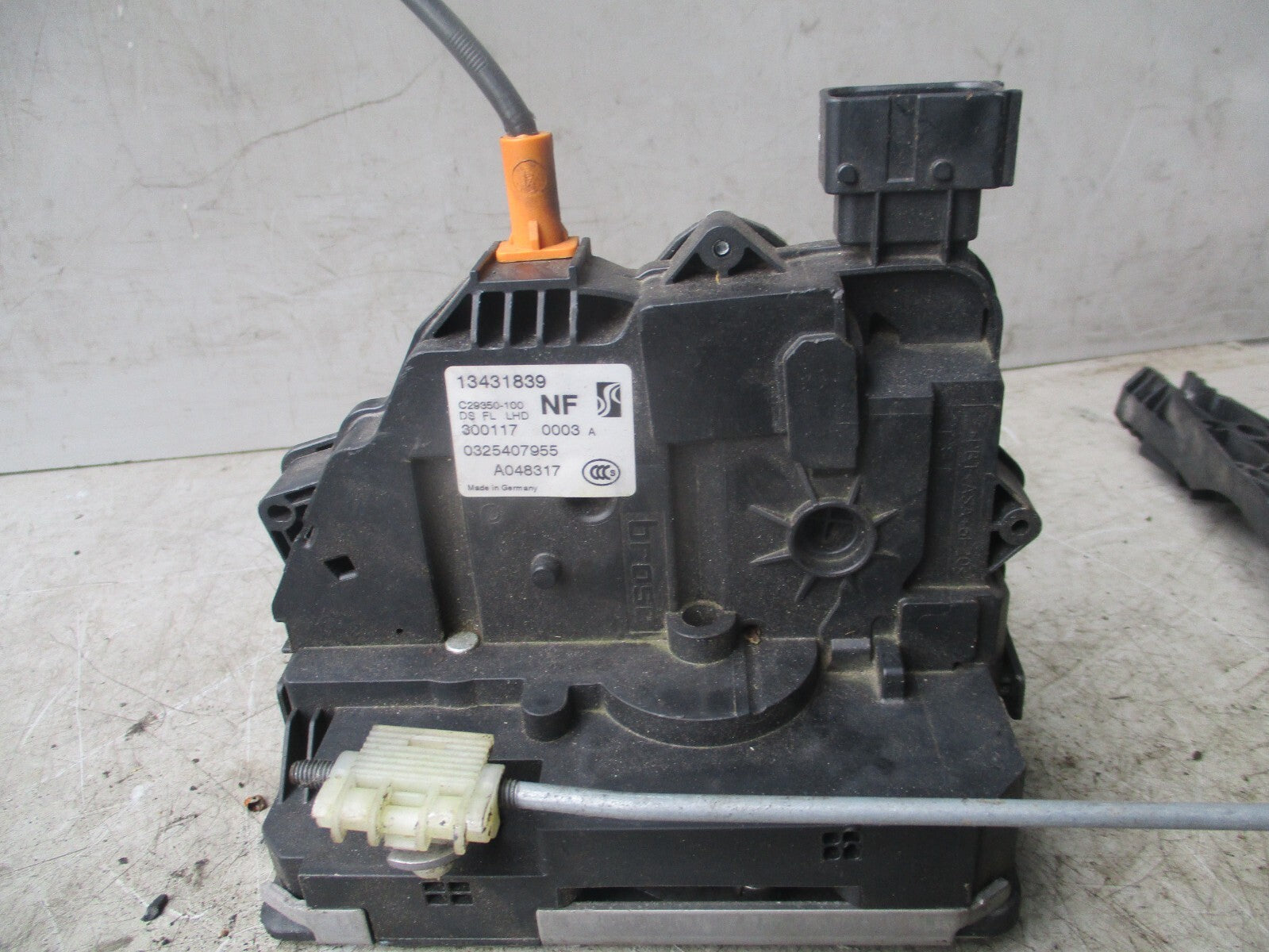 2012 VAUXHALL CORSA E DOOR LOCK MECH 113431839