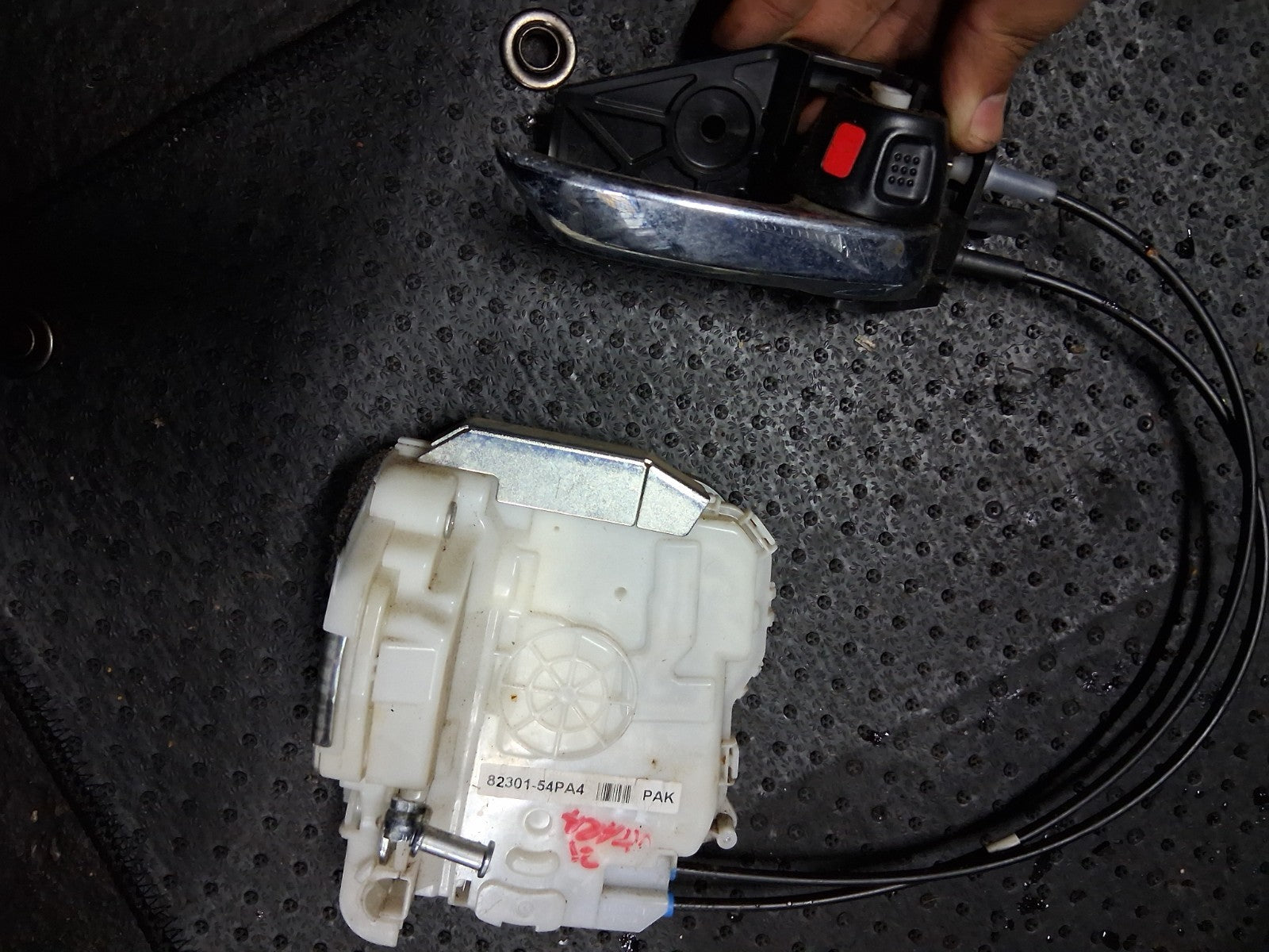 2022 SUZUKI VITARA MK4 OSR DRIVER SIDE REAR RIGHT DOOR LOCK MECHANISM 8230154PA4
