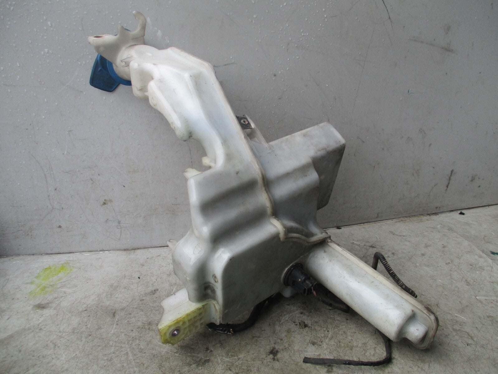 VOLKSWAGEN PASSAT 2006 WIND SCREEN WASHER BOTTLE 3C0955453