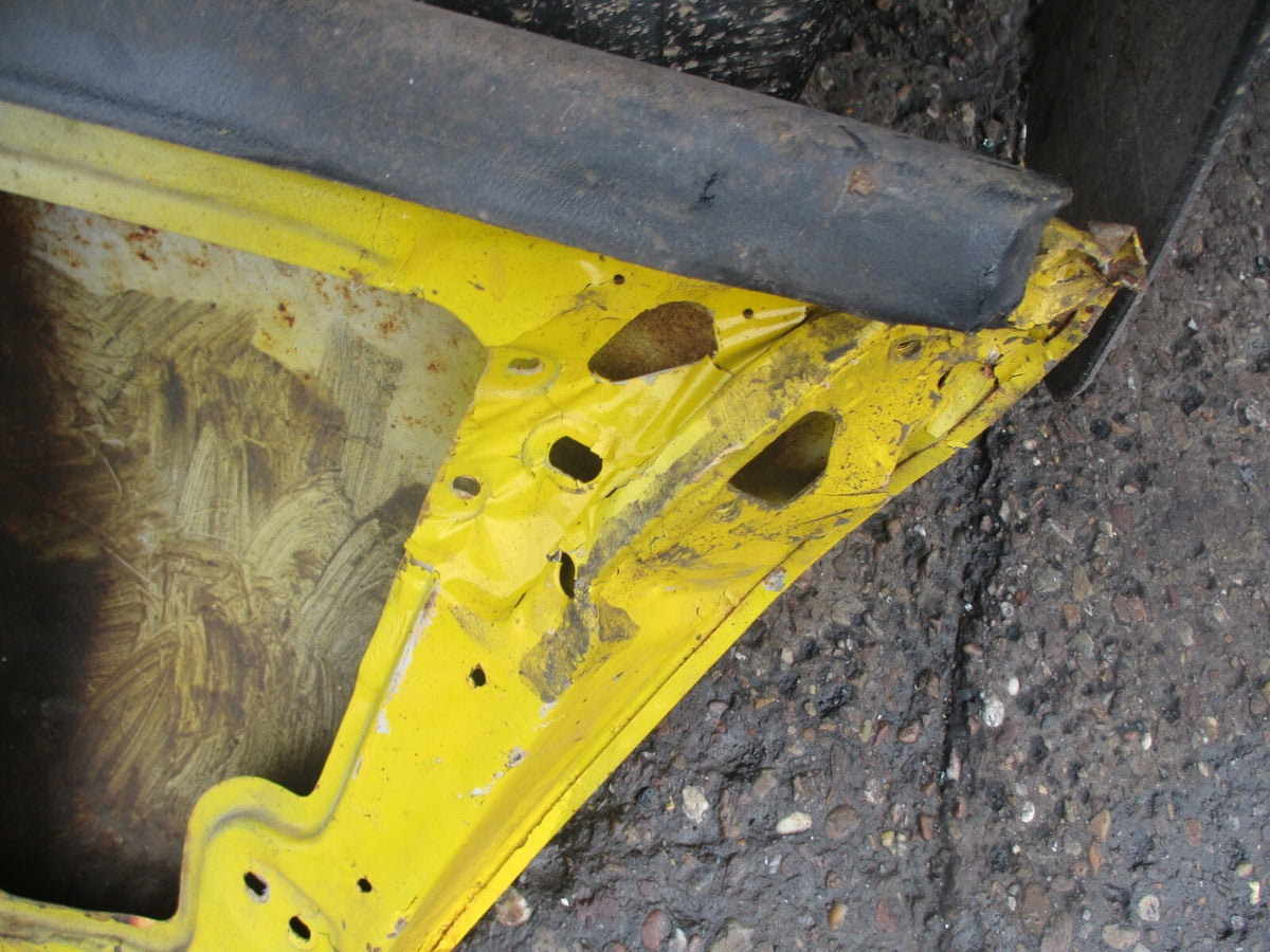 MG MIDGET 1979 OS DRIVER SIDE DOOR SHELL YELLOW DAMAGED
