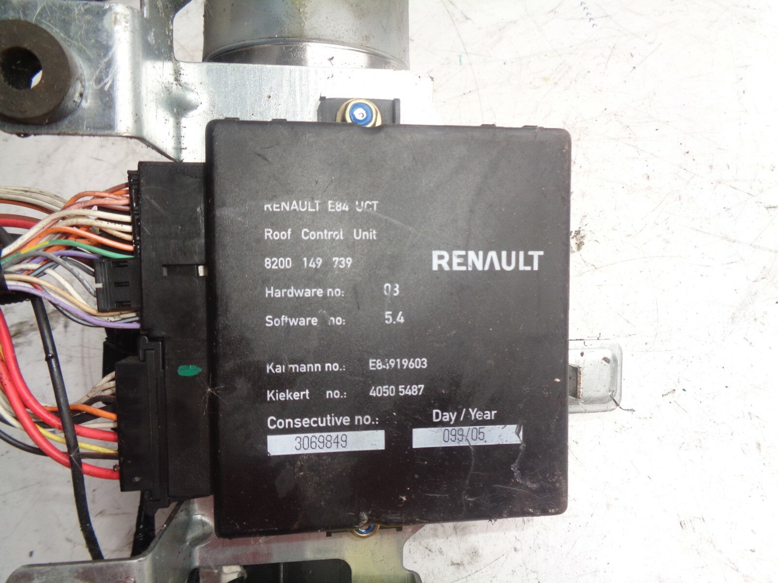 RENAULT MEGANE MK2 CC 2005 ROOF CONTROL UNIT 8200149739