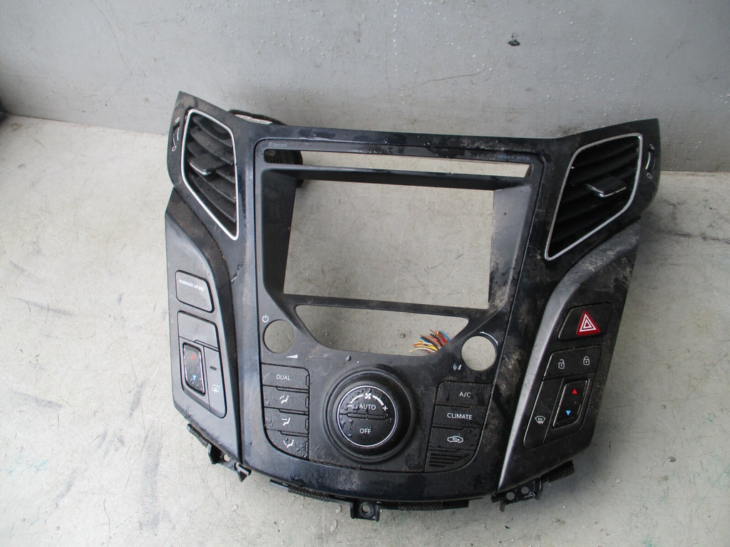 2012 HYUNDAI I40 1.7 DIESEL HEATER CLIMATE CONTROL WITH AIR VENT TRIM 972503Z900
