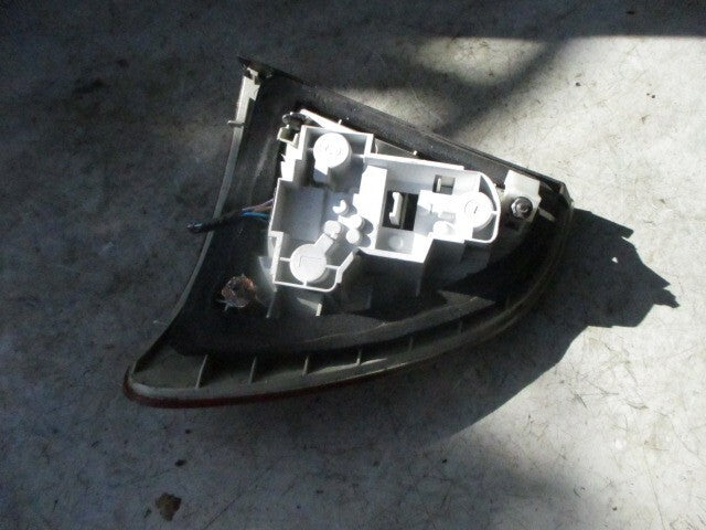 2002 BMW 3 SERIES NSR PASSENGER SIDE REAR BRAKE TAIL LIGHT 28670104