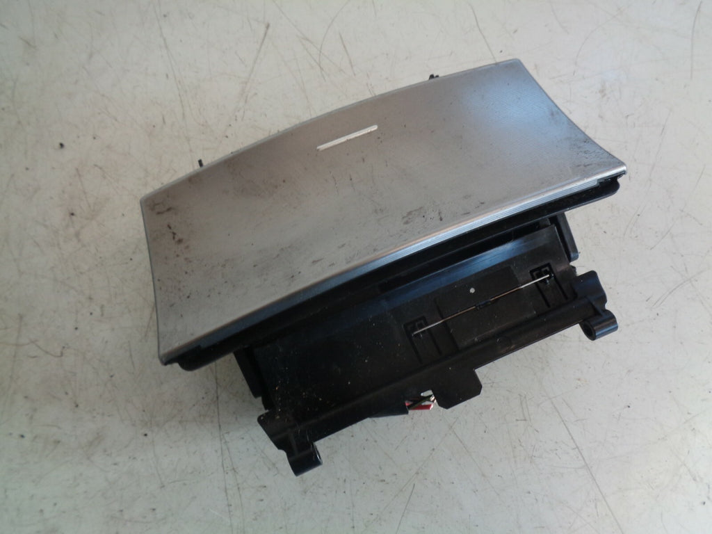 MERCEDES BENZ C CLASS 2005 W203 CENTRE CONSOLE DASHBOARD ASH TRAY A2036805250