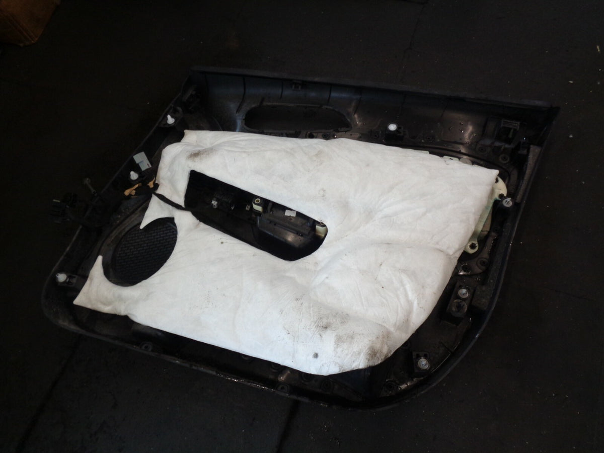 FORD ECOSPORT 2019 5 DOOR HATCHBACK NSF PASSENGER FRONT DR DOOR CARD DAMAGED
