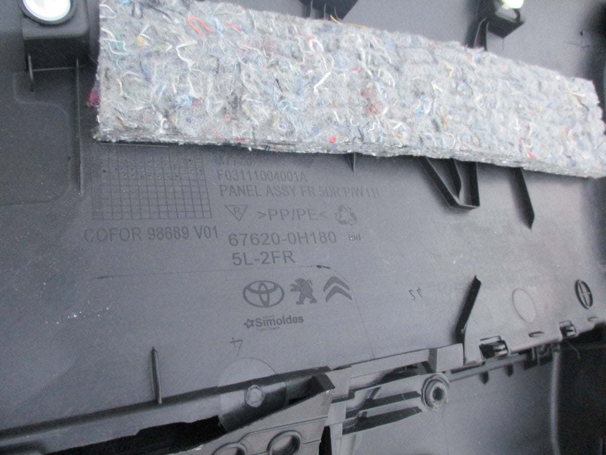 TOYOTA AYGO AB40 MK2 5 DOOR NSF PASSENGER SIDE FRONT DOOR CARD 676200H180
