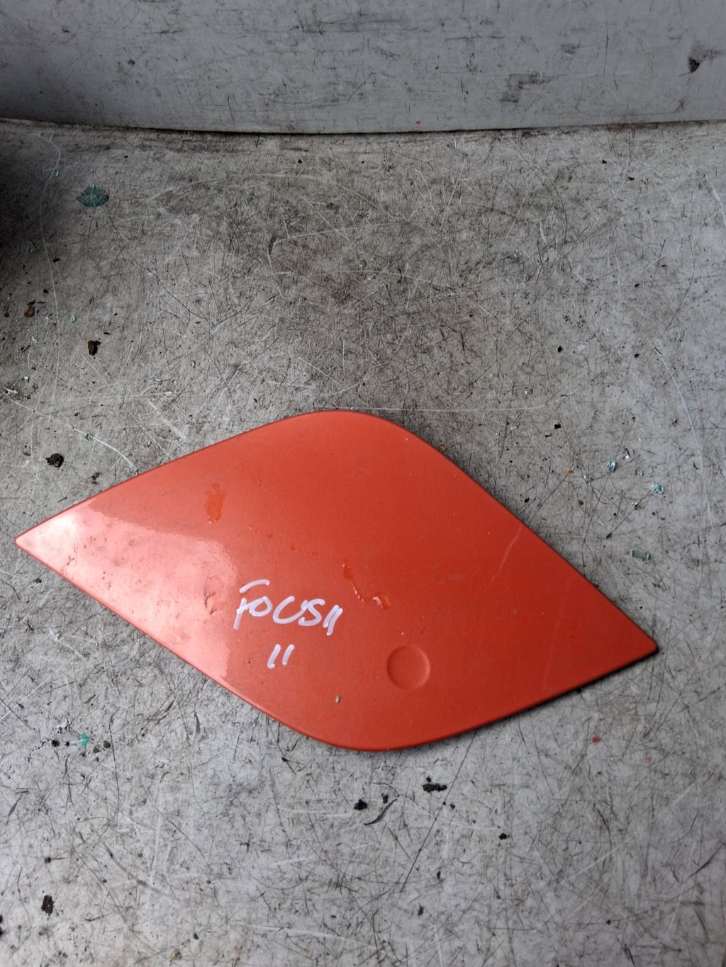 2011 FORD FOCUS FUEL FLAP CAP COVER C3465DR