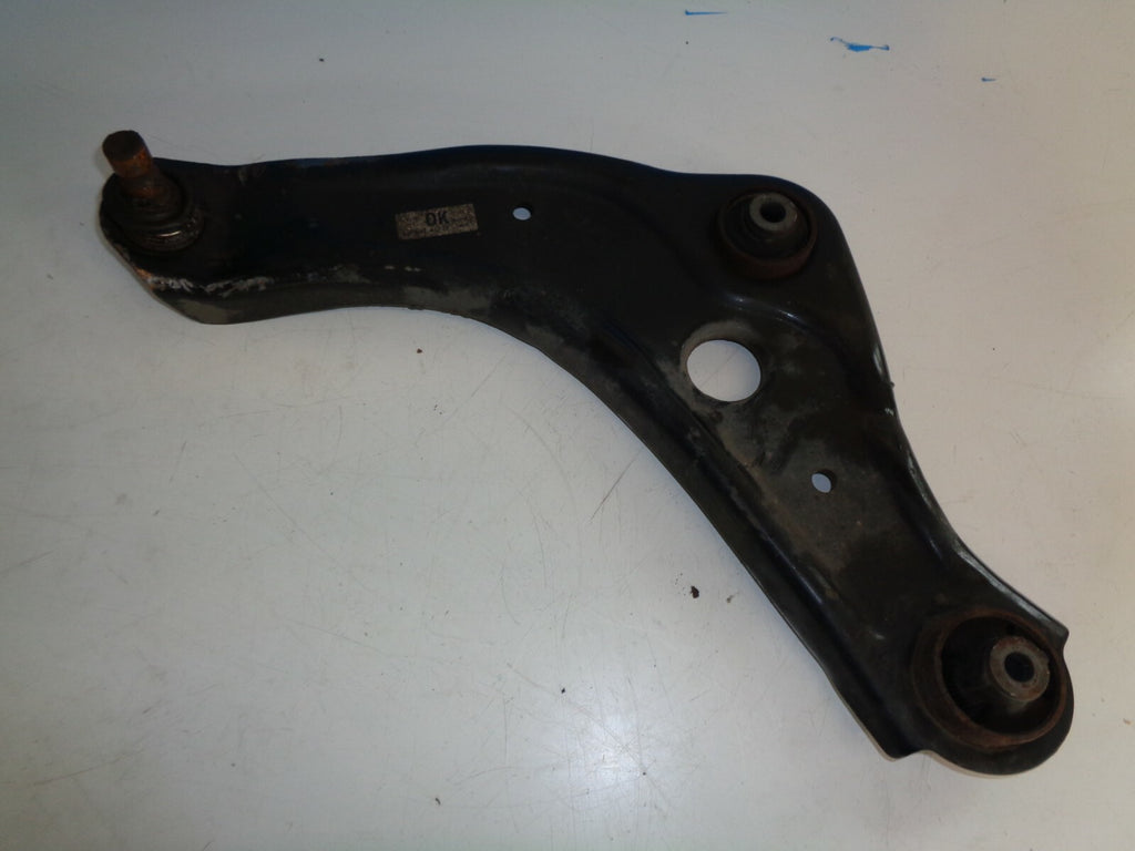 NISSAN QASHQAI J11 PASSENGER NEAR SIDE FRONT BOTTOM ARM LOWER WISHBONE