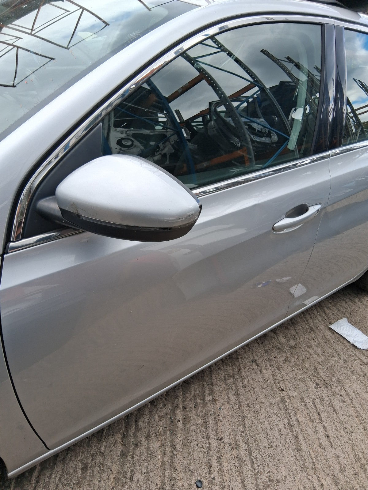 2014 PEUGEOT 308 MK2 NSF PASSENGER SIDE FRONT BARE DOOR GRIS ALUMINIUM EZR