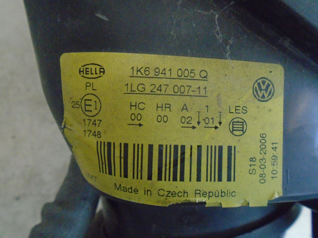 VOLKSWAGEN GOLF MK5 2005 NS FRONT PASSENGER SIDE HEADLIGHT 1K6941005Q