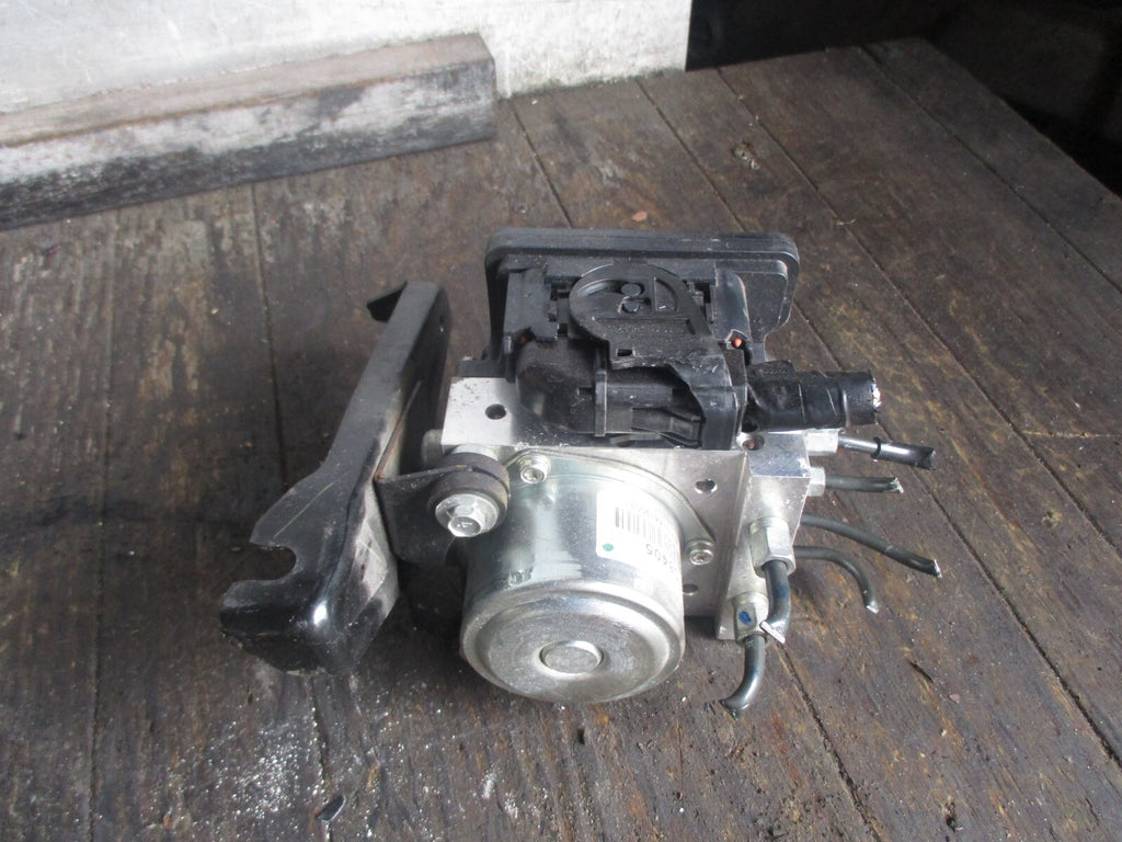 NISSAN JUKE 2017 1.5 DIESEL ABS PUMP MODULATOR 47660BF10D