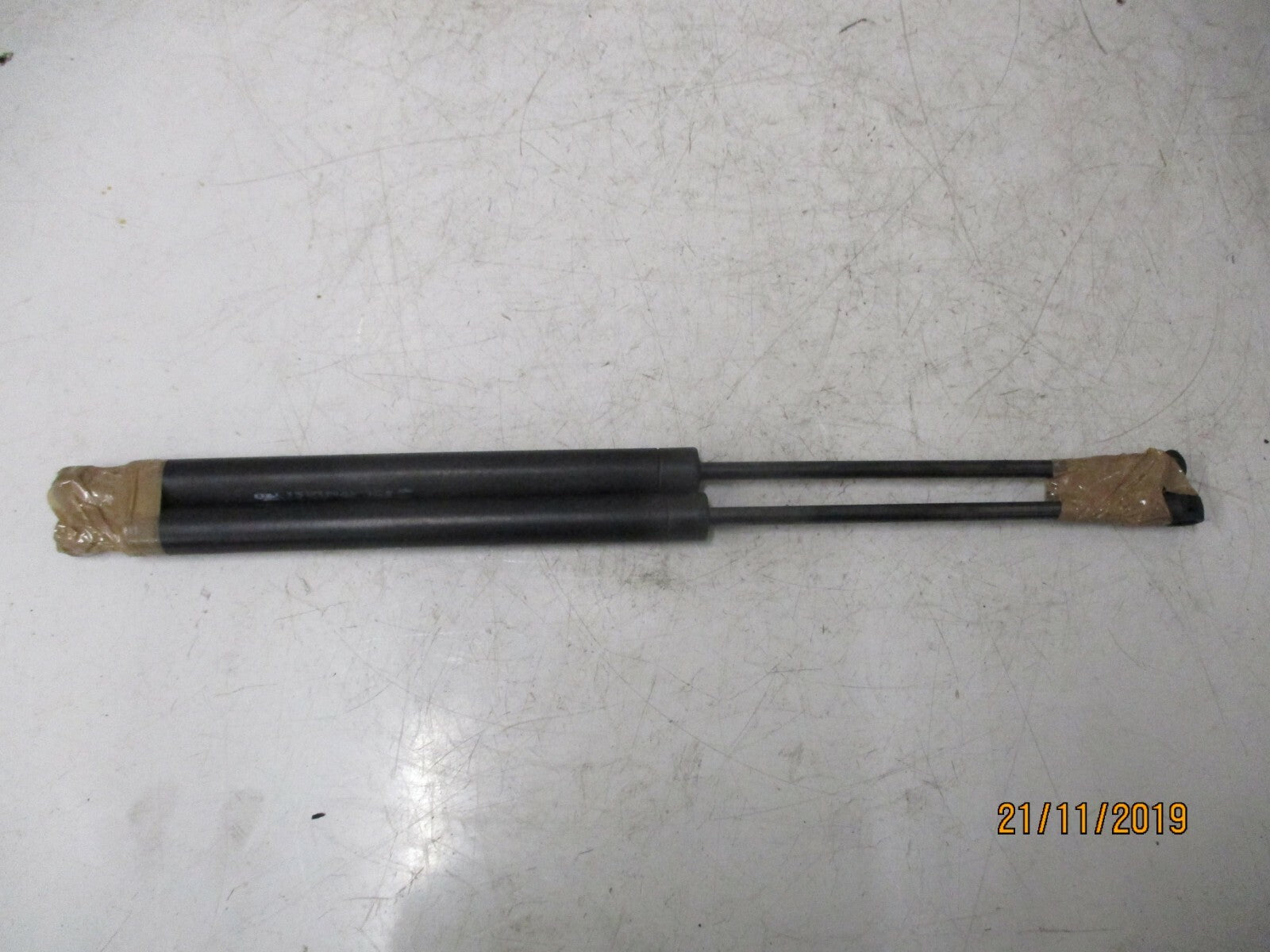 PEUGEOT 307 MK1 2005 PAIR 2 X REAR BOOT TAILGATE GAS LIFTERS STRUTS 9637711880