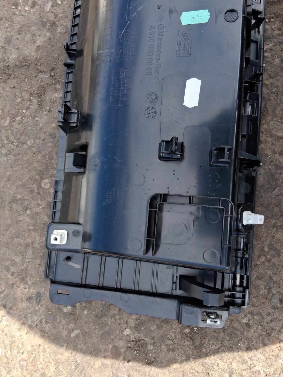 2021 MERCEDES SPRINTER W907 FRONT DASHBOARD GLOVE BOX STORAGE COMPARTMENT
