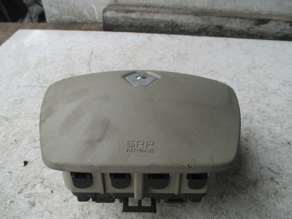RENAULT SCENIC MK3 2012 DRIVER STEERING WHEEL SAFETY BAG 985705473R