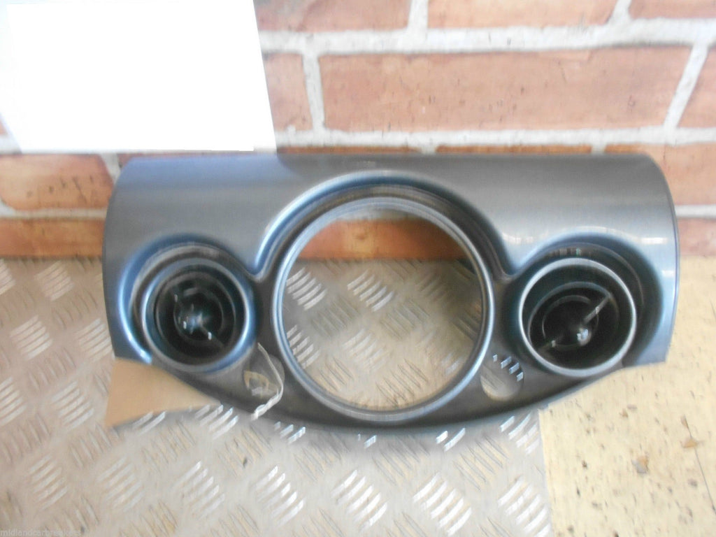 BMW MINI R52 CABRIOLET CONVERTIBLE 2006 HEATER VENT CLOCK SURROUND ASSEMBLY