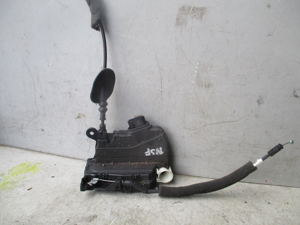 2015 RENAULT CAPTURE MK1 1.5 NSF FRONT PASSENGER SIDE DOOR LOCK 805033074