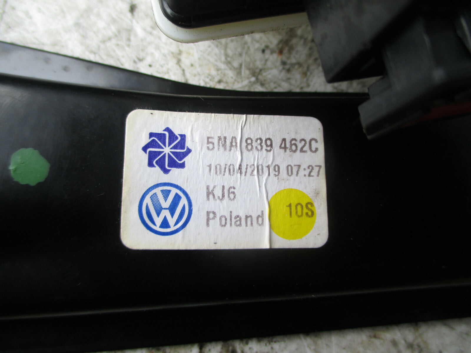 VW VOLKSWAGEN TIGUAN MK2 2019 OSR DRIVER REAR WINDOW REGULATOR MOTOR 5NA839462C