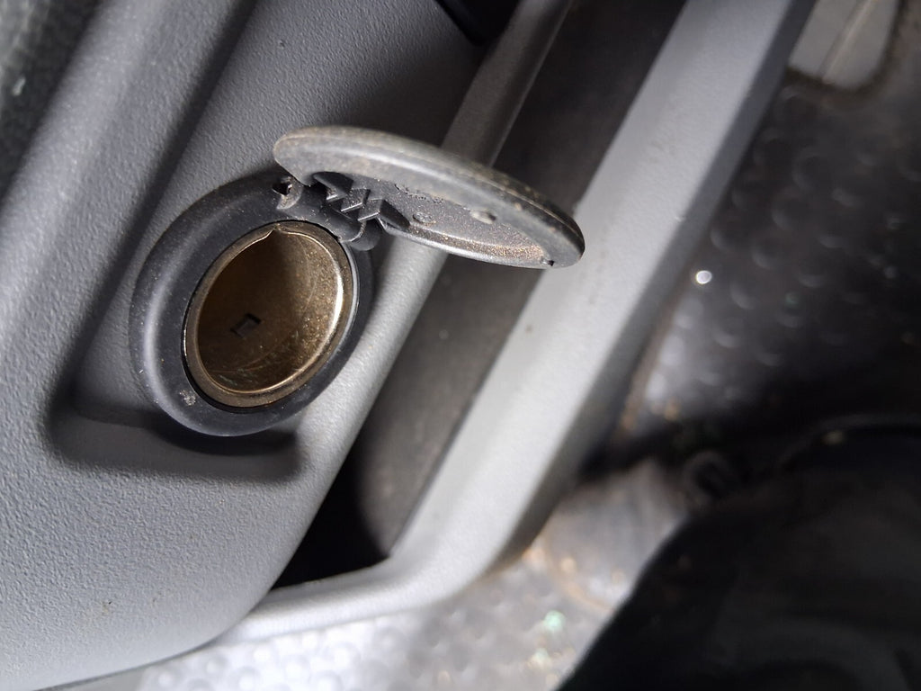 2024 FORD TRANSIT CUSTOM MK2 12V SOCKET PORT