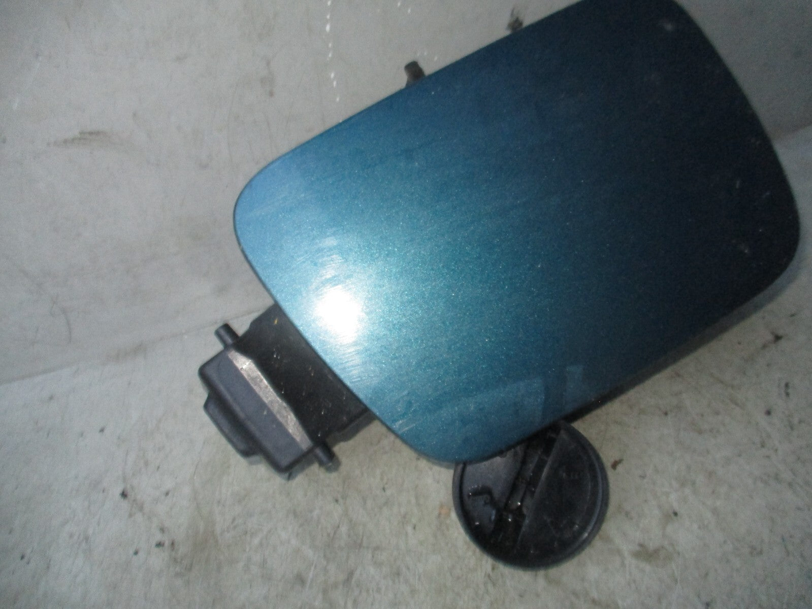 2020 CITROEN C5 AIRCROSS FUEL FILLER FLAP WITH CAP GREEN