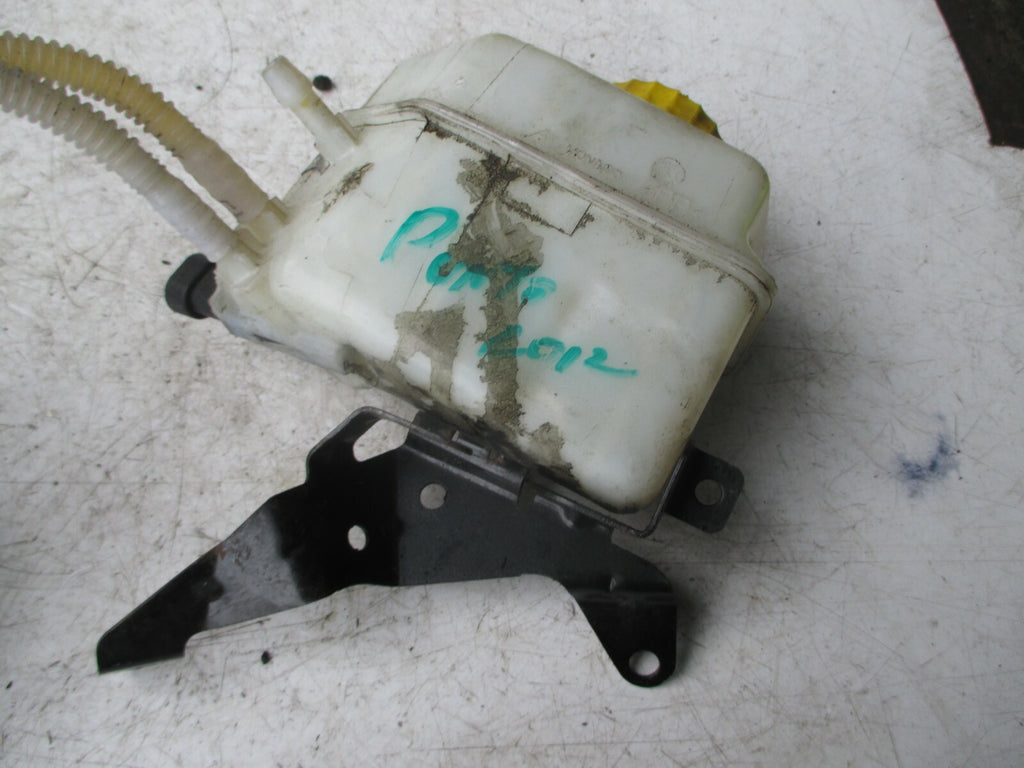 FIAT PUNTO 2012 BRAKE MASTER CYLINDER RESERVOIR BOTTLE TANK C866 B2710334