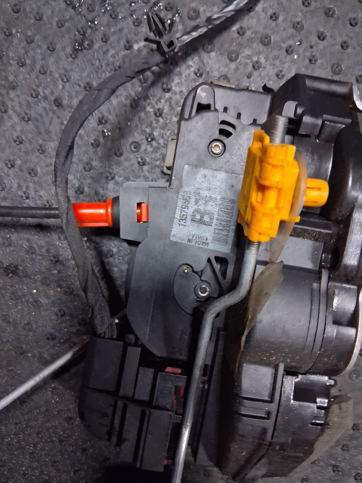 2018 VAUXHALL ZAFIRA C OSR DRIVER SIDE REAR RIGHT DOOR LOCK MECHANISM 13579556
