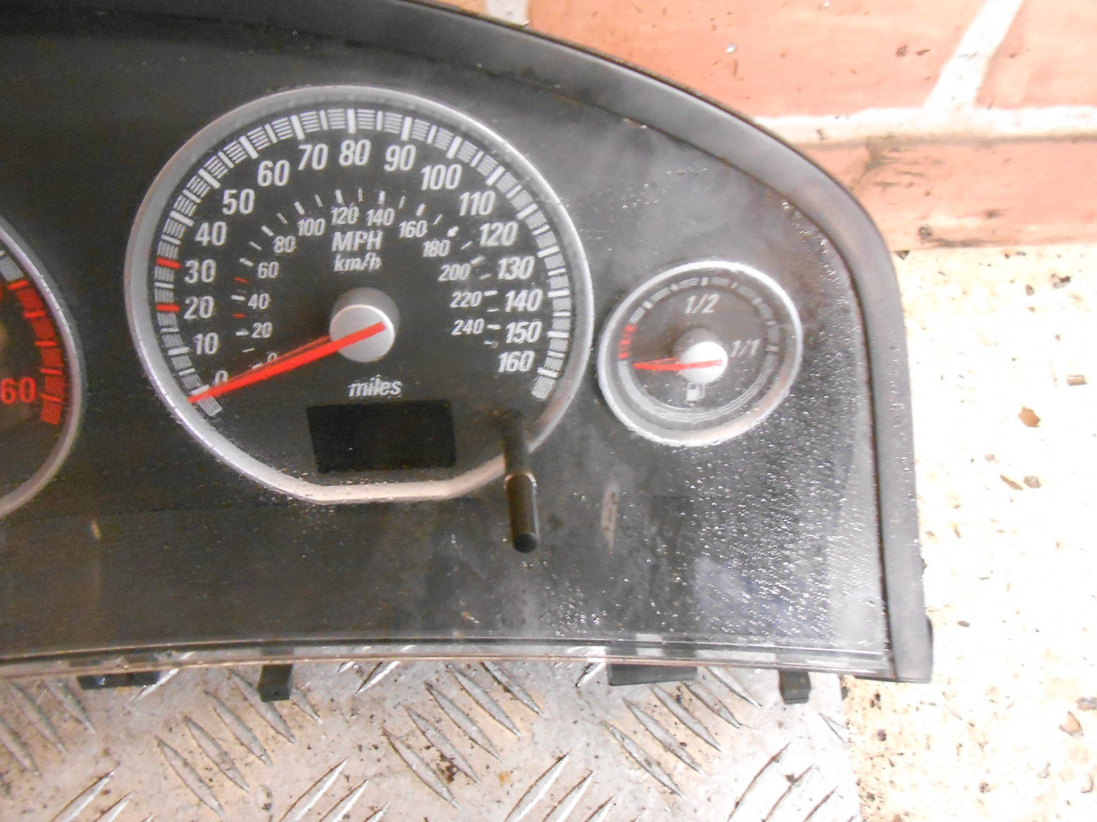 VAUXHALL SIGNUM 2004 2.2 DTI (Y22DTR) CLOCK SPEEDO INSTRUMENT CLUSTER 13140912SJ