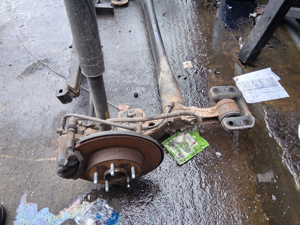 VAUXHALL ZAFIRA C 2017 REAR COMPLETE AXLE BEAM DISC ASSEMBLY